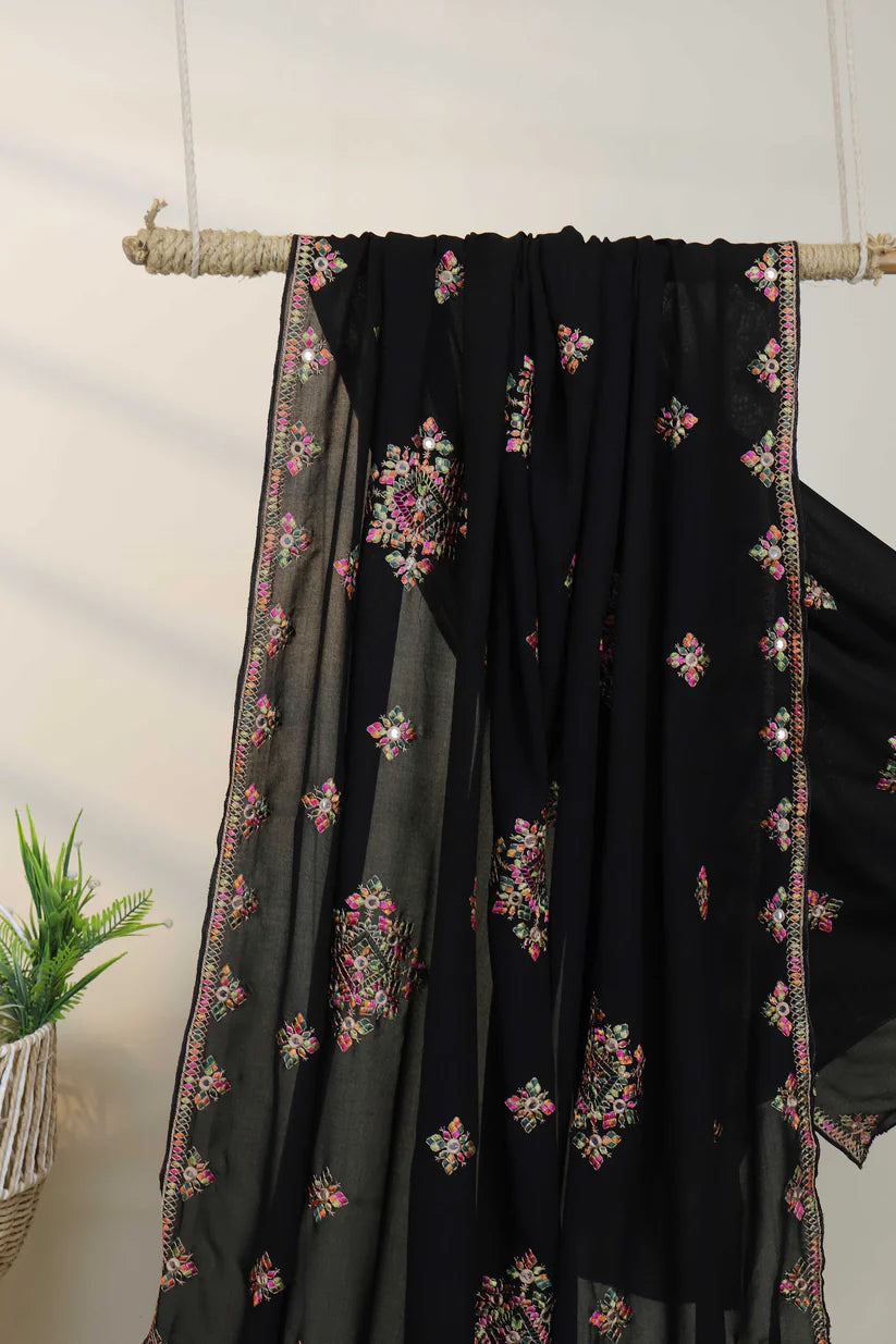 Sindhi Embroidered Shawl.